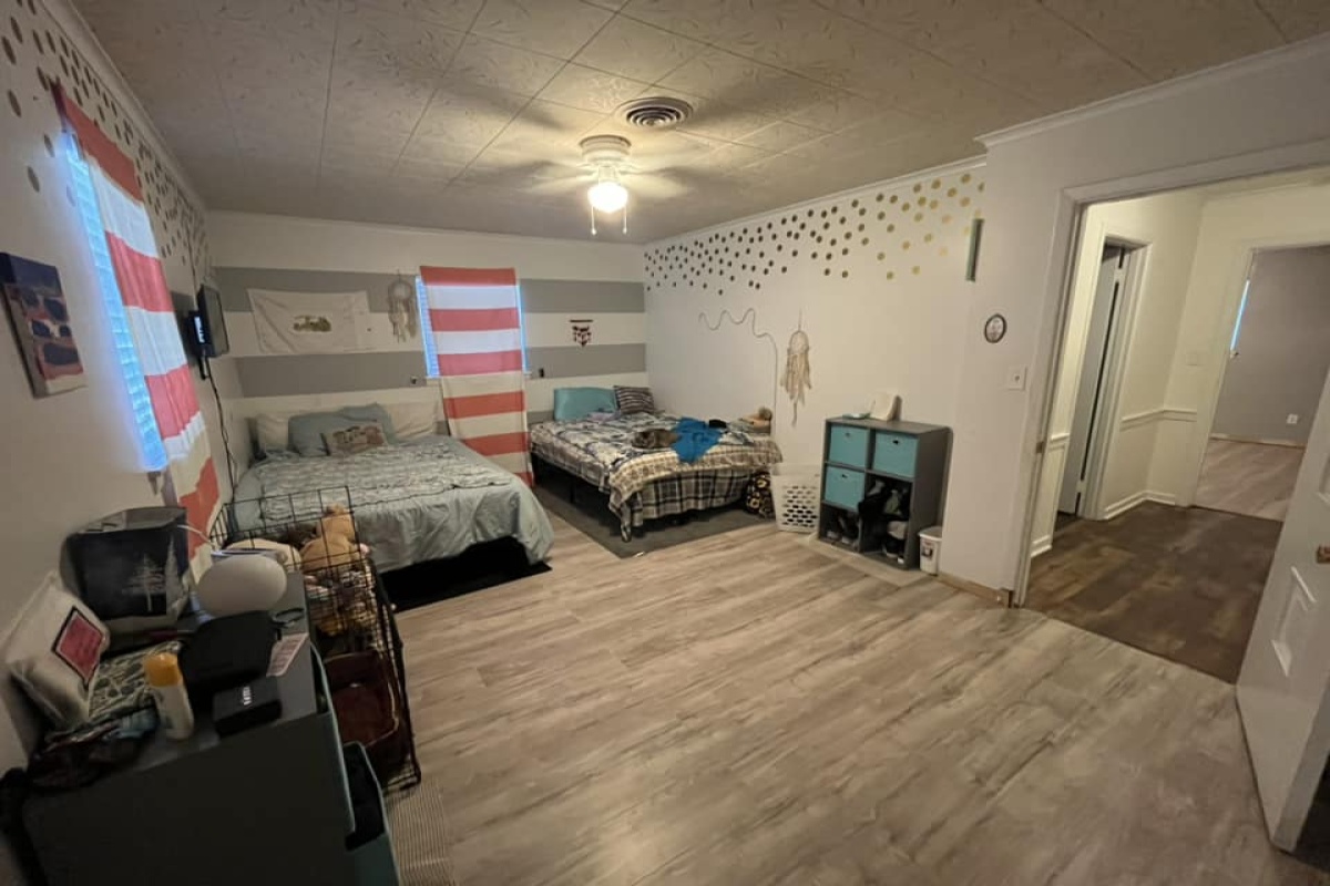 1015 Denver Ave, Dalhart, Texas 79022, 3 Bedrooms Bedrooms, ,1.75 BathroomsBathrooms,Single Family Home,Active Listings,Denver Ave,1096