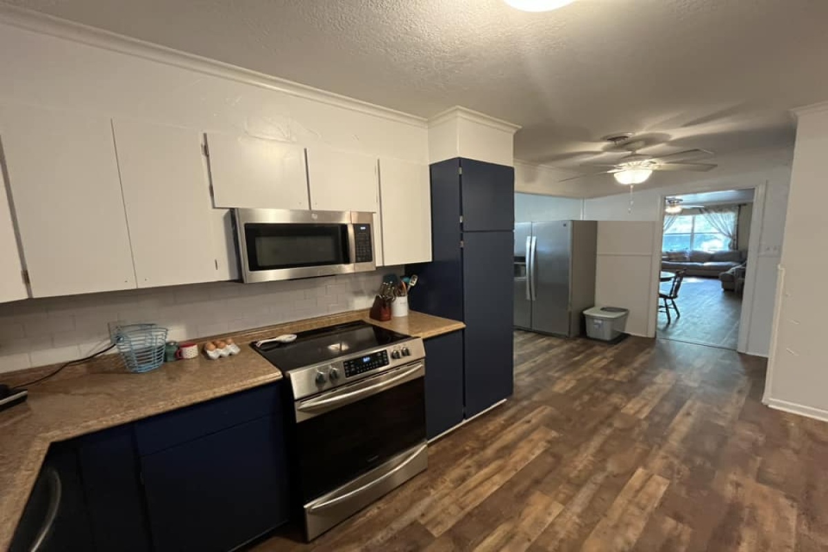 1015 Denver Ave, Dalhart, Texas 79022, 3 Bedrooms Bedrooms, ,1.75 BathroomsBathrooms,Single Family Home,Active Listings,Denver Ave,1096