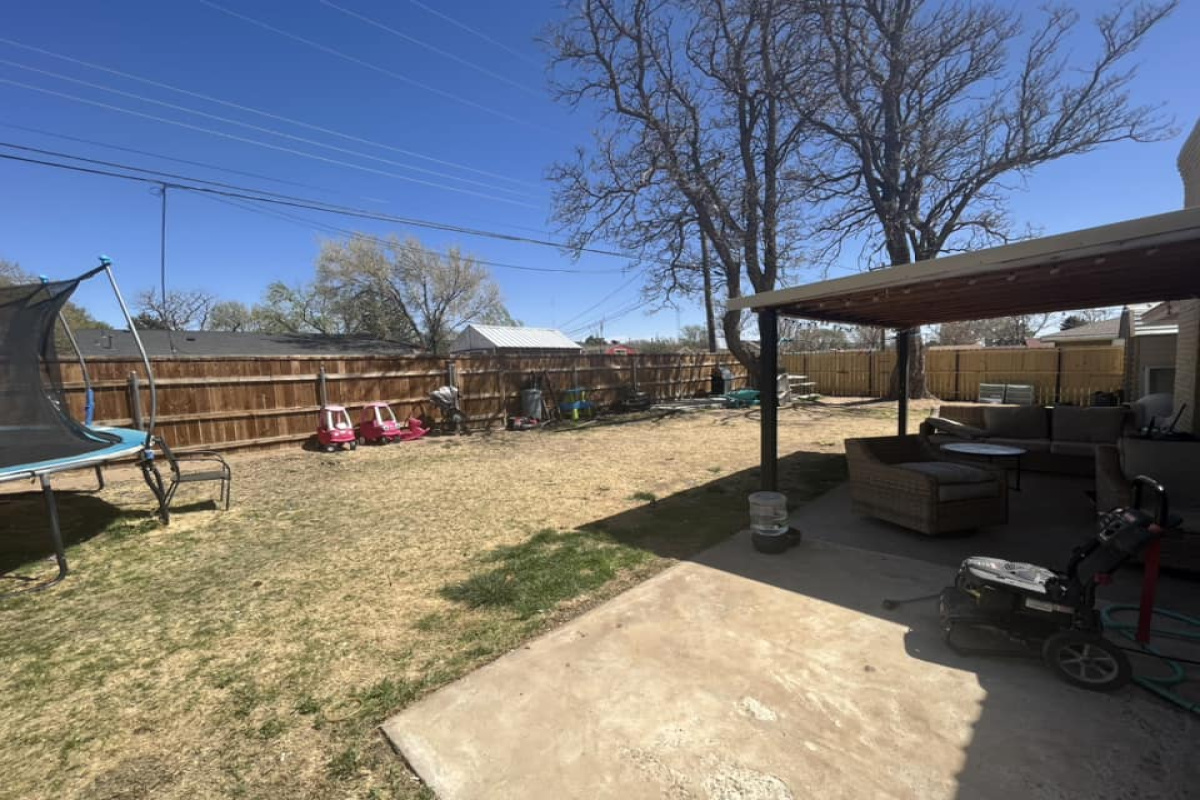 1605 Oak Ave, Dalhart, Texas 79022, 3 Bedrooms Bedrooms, ,2 BathroomsBathrooms,Single Family Home,Sold Listings,Oak Ave,1098