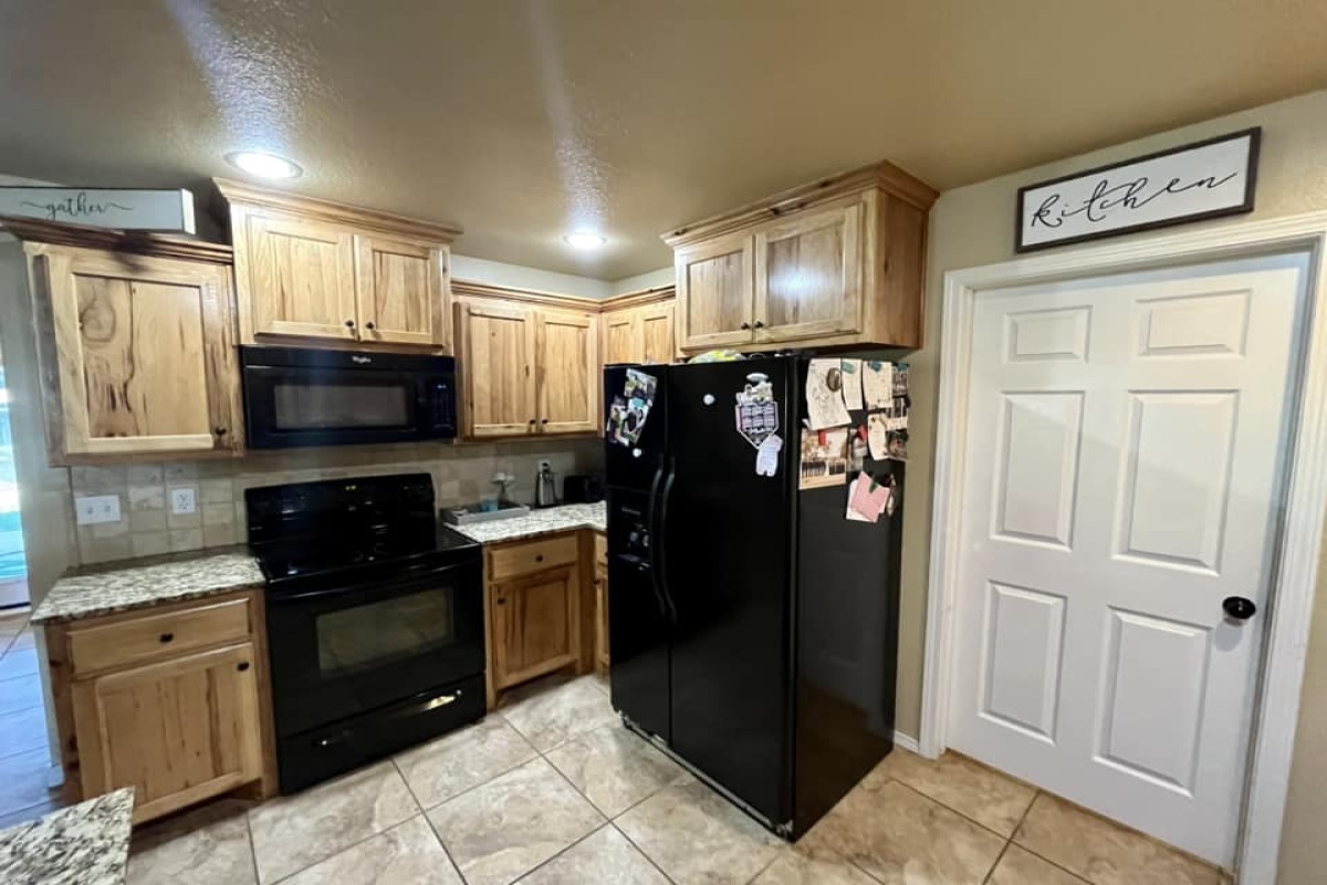 1700 Wagon Trail Rd, Dalhart, Texas 79022, 4 Bedrooms Bedrooms, ,2 BathroomsBathrooms,Single Family Home,Active Listings,Wagon Trail Rd,1107