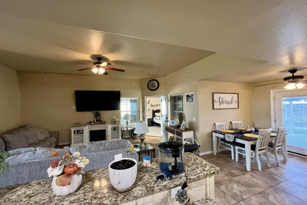 1700 Wagon Trail Rd, Dalhart, Texas 79022, 4 Bedrooms Bedrooms, ,2 BathroomsBathrooms,Single Family Home,Active Listings,Wagon Trail Rd,1107