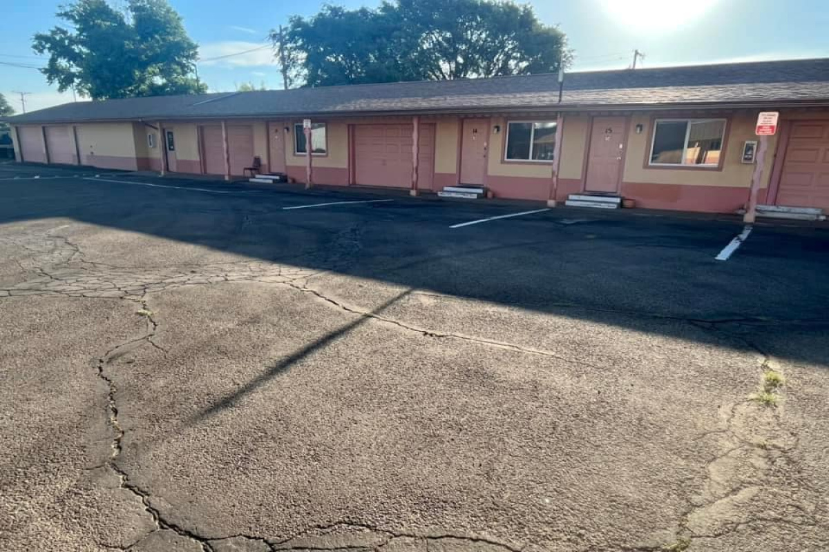 1020 Liberal, Dalhart, Texas 79022, ,1 BathroomBathrooms,Commercial,Rental Listings,Liberal,1122