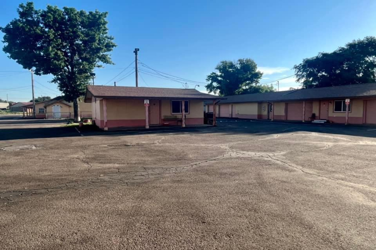 1020 Liberal, Dalhart, Texas 79022, ,1 BathroomBathrooms,Commercial,Rental Listings,Liberal,1122