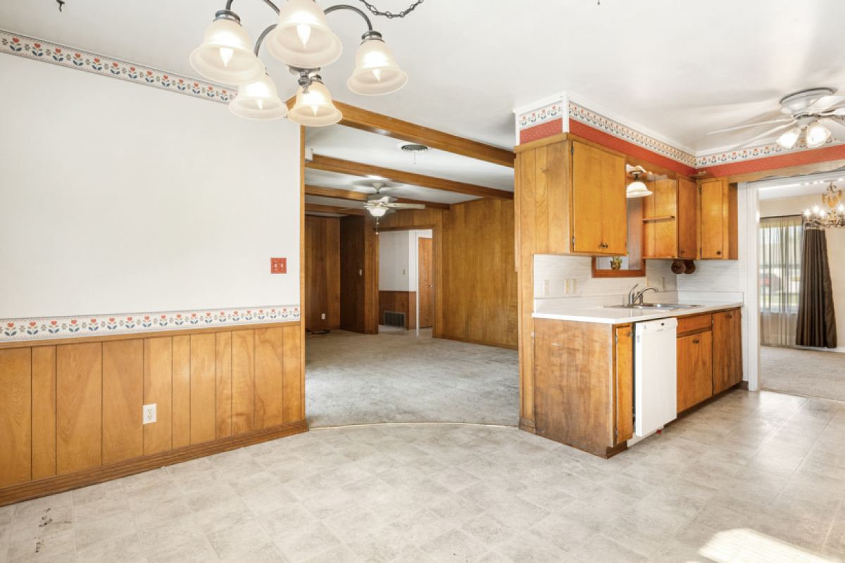 1809 Oak Ave, Dalhart, Texas 79022, 3 Bedrooms Bedrooms, ,1.75 BathroomsBathrooms,Single Family Home,Sold Listings,Oak Ave,1127