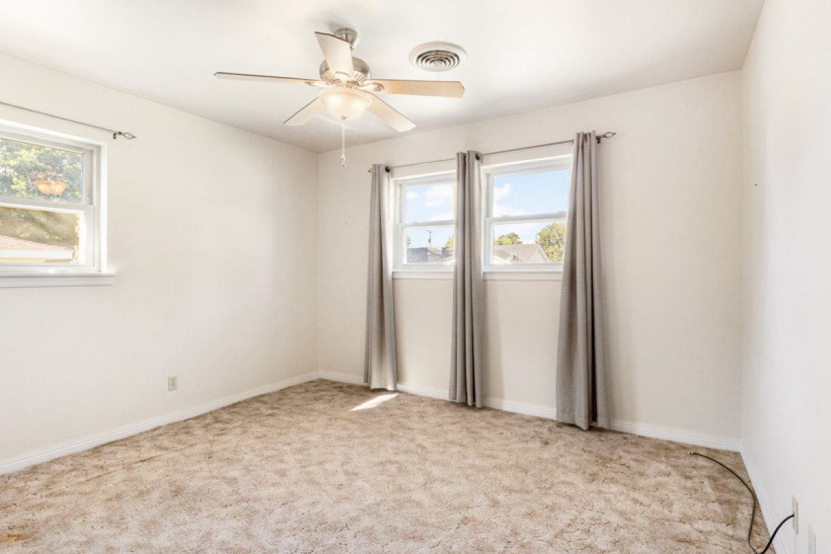 1809 Oak Ave, Dalhart, Texas 79022, 3 Bedrooms Bedrooms, ,1.75 BathroomsBathrooms,Single Family Home,Sold Listings,Oak Ave,1127