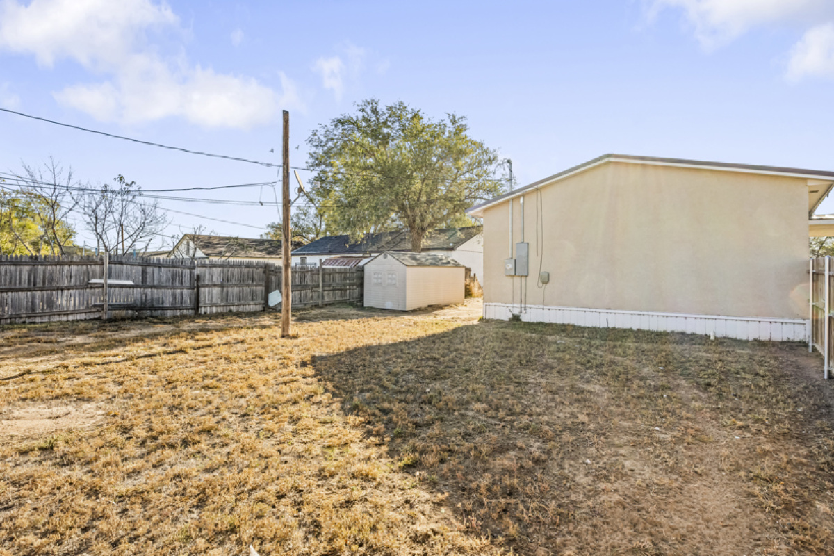 901 Trinidad St, Dalhart, Texas 79022, 3 Bedrooms Bedrooms, ,2 BathroomsBathrooms,Single Family Home,Sold Listings,Trinidad St,1135