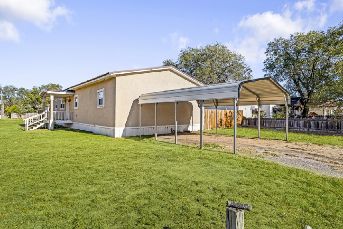 901 Trinidad St, Dalhart, Texas 79022, 3 Bedrooms Bedrooms, ,2 BathroomsBathrooms,Single Family Home,Sold Listings,Trinidad St,1135