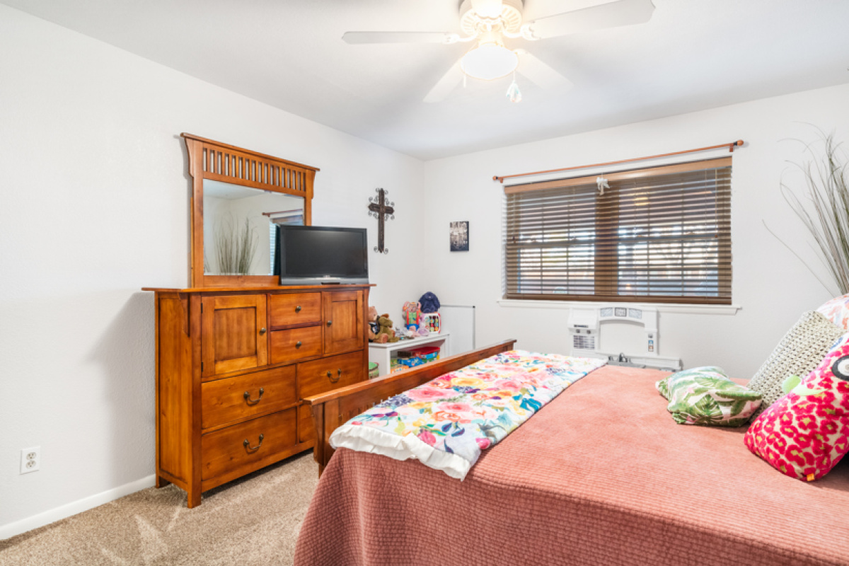 1901 Kiowa Trail, Dalhart, Texas 79022, 3 Bedrooms Bedrooms, ,1.75 BathroomsBathrooms,Single Family Home,Sold Listings,Kiowa Trail,1138