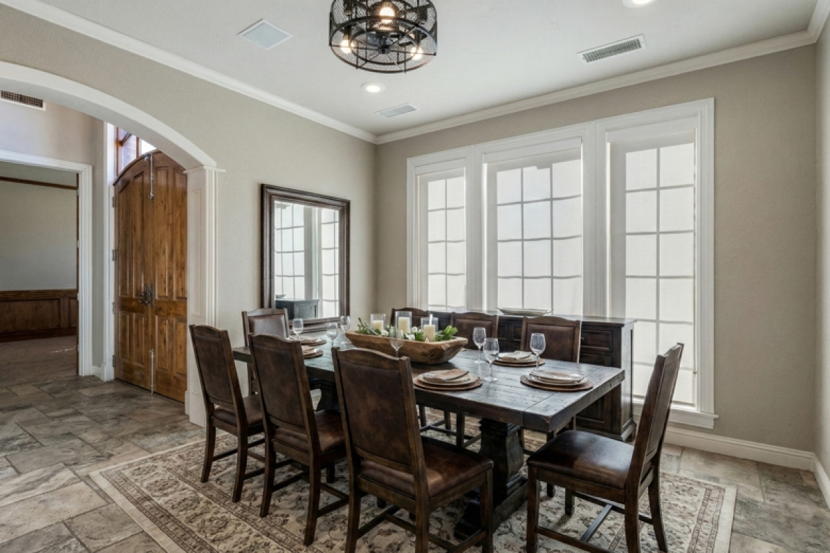 1913 Cheyenne Trail, Dalhart, Texas 79022, 4 Bedrooms Bedrooms, ,3 BathroomsBathrooms,Single Family Home,Active Listings,Cheyenne Trail,1144