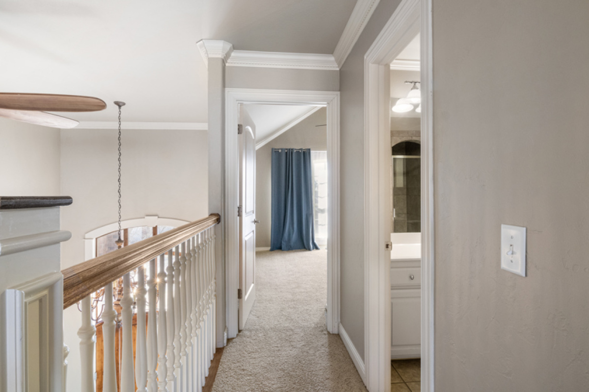 1913 Cheyenne Trail, Dalhart, Texas 79022, 4 Bedrooms Bedrooms, ,3 BathroomsBathrooms,Single Family Home,Active Listings,Cheyenne Trail,1144