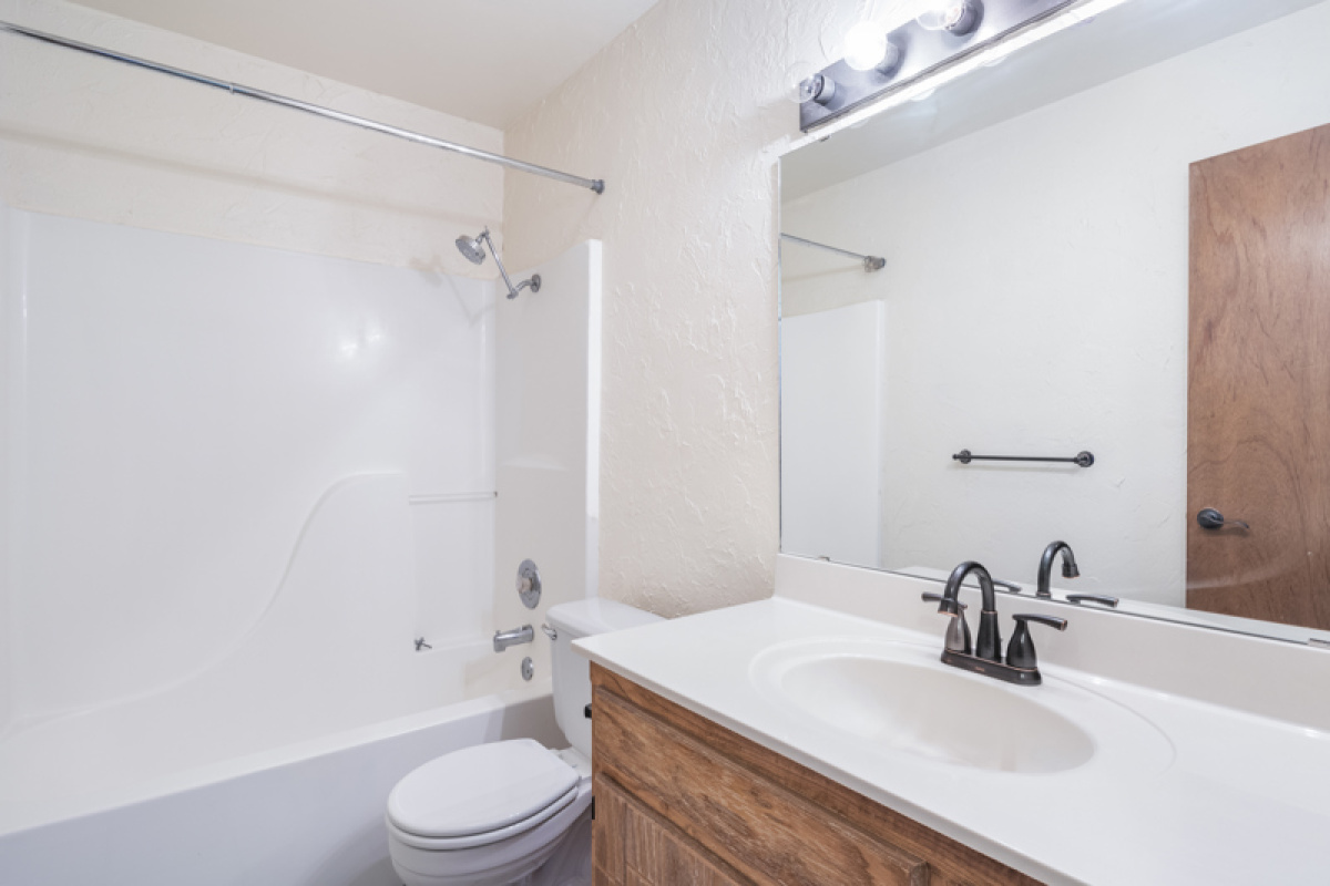 1908 Shawnee Trail, Dalhart, Texas 79022, 3 Bedrooms Bedrooms, ,1 BathroomBathrooms,Single Family Home,Sold Listings,Shawnee Trail,1148