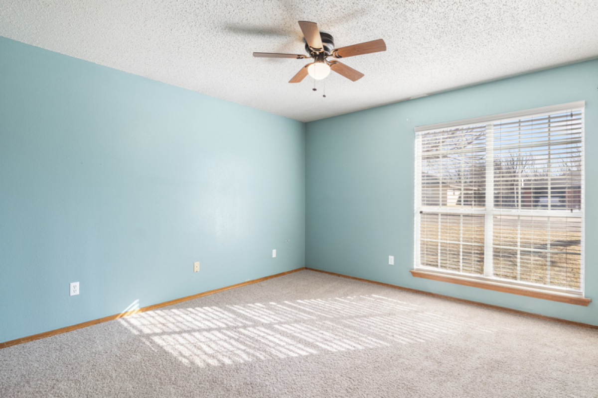 1908 Shawnee Trail, Dalhart, Texas 79022, 3 Bedrooms Bedrooms, ,1 BathroomBathrooms,Single Family Home,Sold Listings,Shawnee Trail,1148