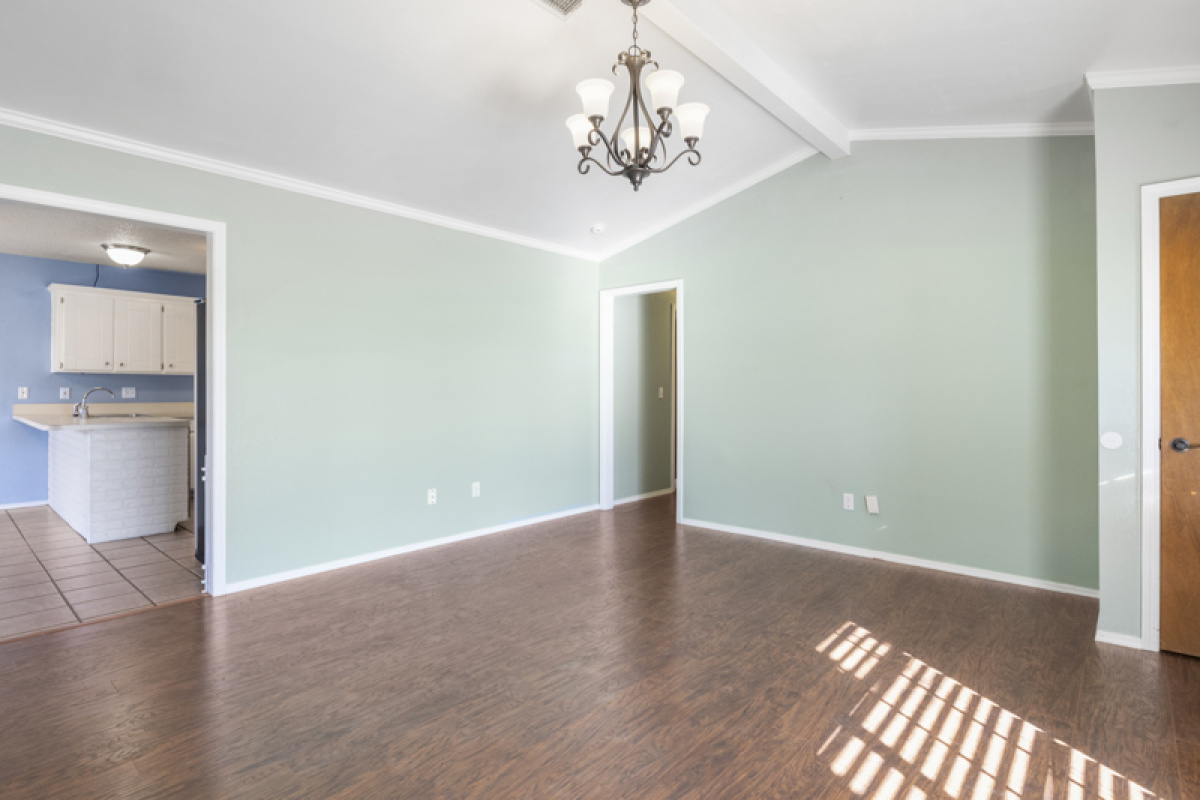 1908 Shawnee Trail, Dalhart, Texas 79022, 3 Bedrooms Bedrooms, ,1 BathroomBathrooms,Single Family Home,Sold Listings,Shawnee Trail,1148