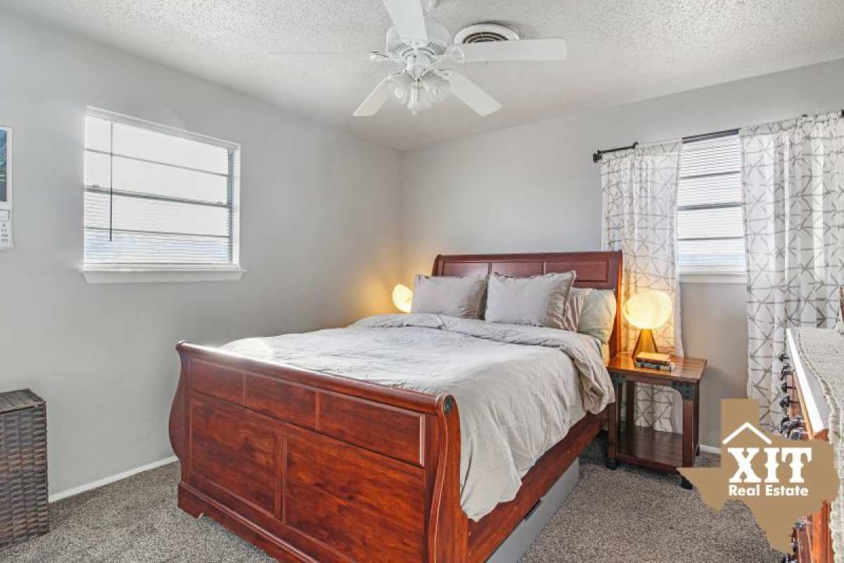 1018 E 12th street, Dalhart, Texas 79022, 3 Bedrooms Bedrooms, ,2 BathroomsBathrooms,Single Family Home,Active Listings,E 12th street,1150