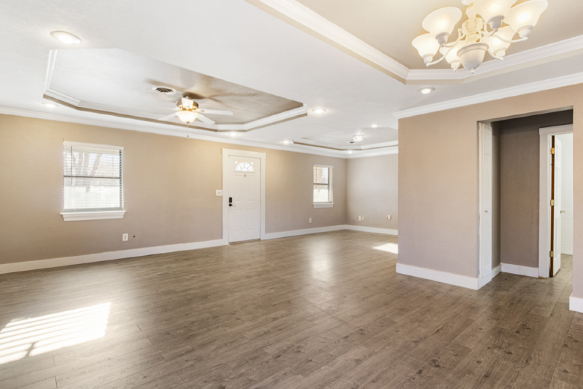 1014 Keeler Ave, Dalhart, Texas 79022, 3 Bedrooms Bedrooms, ,2 BathroomsBathrooms,Single Family Home,Active Listings,Keeler Ave,1151