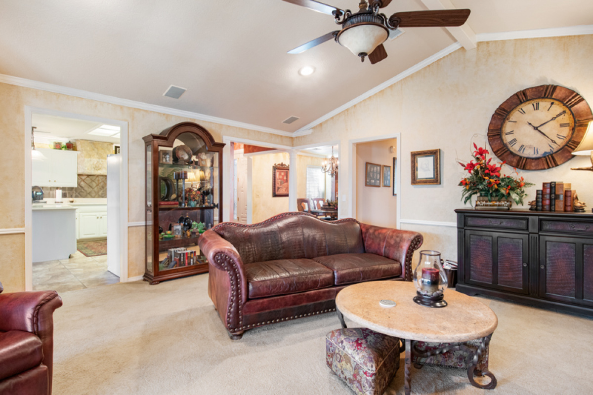1918 Cheyenne Trail, Dalhart, Texas 79022, 3 Bedrooms Bedrooms, ,2.5 BathroomsBathrooms,Single Family Home,Active Listings,Cheyenne Trail,1153