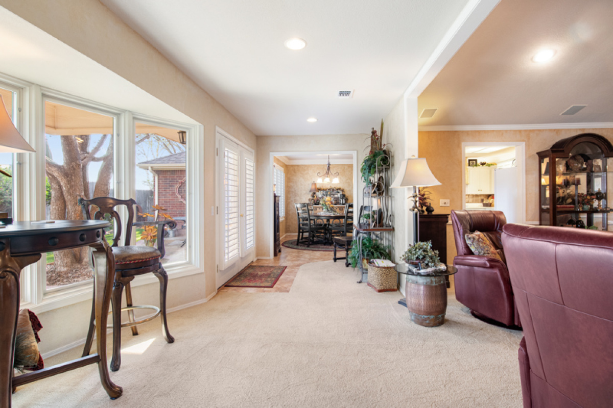 1918 Cheyenne Trail, Dalhart, Texas 79022, 3 Bedrooms Bedrooms, ,2.5 BathroomsBathrooms,Single Family Home,Active Listings,Cheyenne Trail,1153