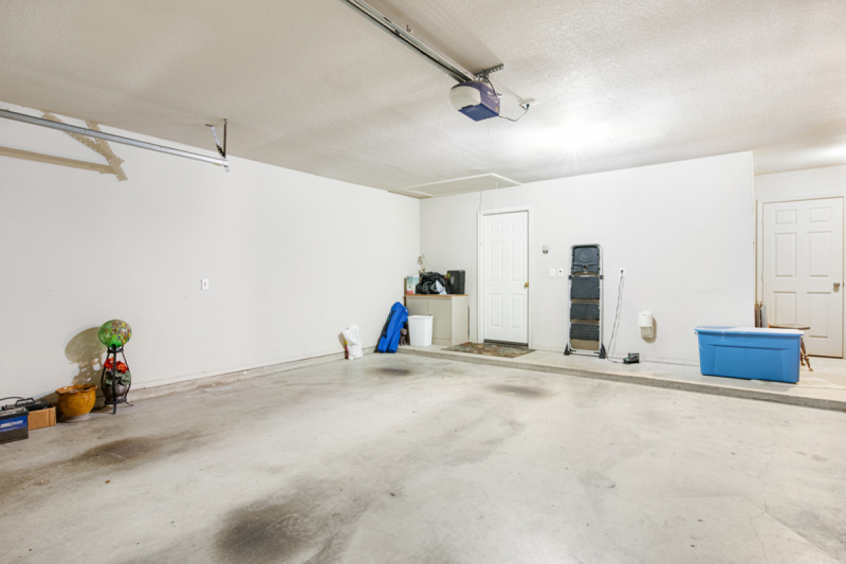 1918 Cheyenne Trail, Dalhart, Texas 79022, 3 Bedrooms Bedrooms, ,2.5 BathroomsBathrooms,Single Family Home,Active Listings,Cheyenne Trail,1153