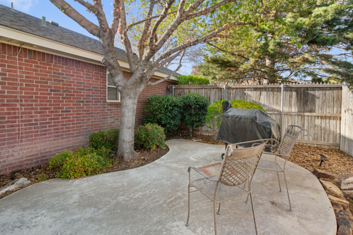 1918 Cheyenne Trail, Dalhart, Texas 79022, 3 Bedrooms Bedrooms, ,2.5 BathroomsBathrooms,Single Family Home,Active Listings,Cheyenne Trail,1153
