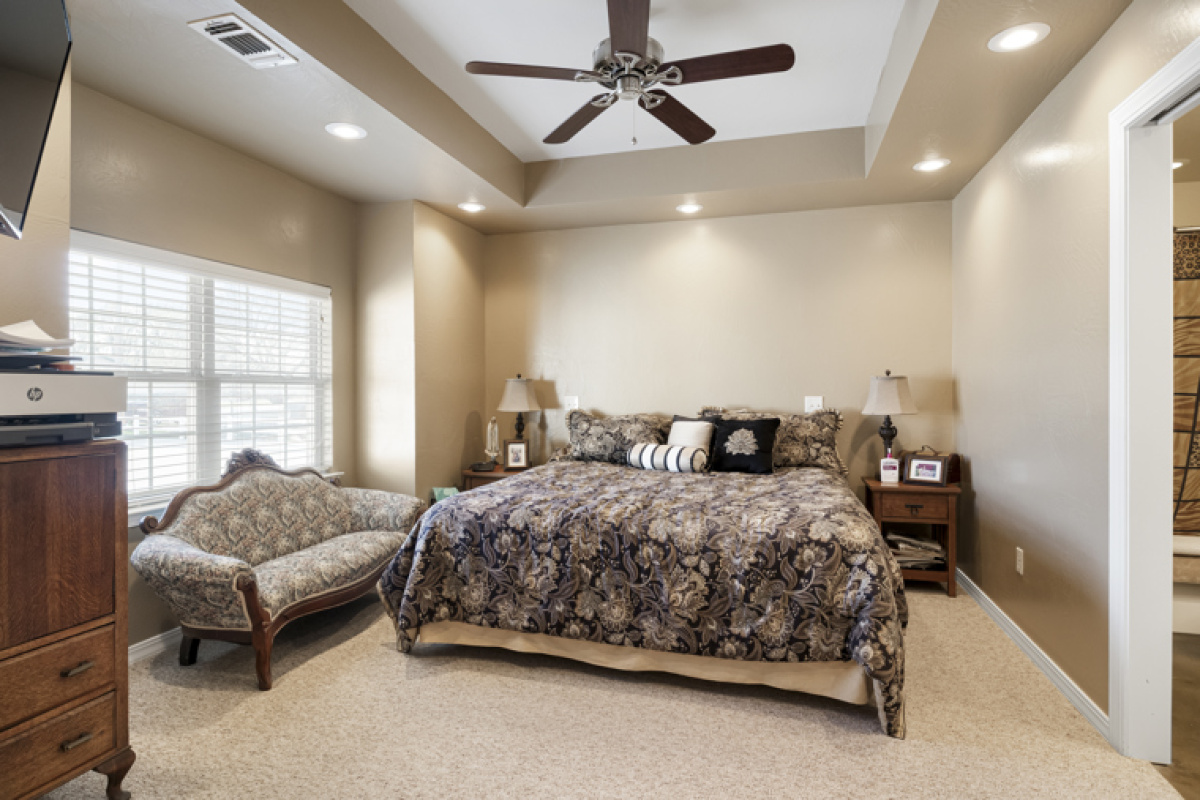1703 E 1st St, Dalhart, Texas 79022, 2 Bedrooms Bedrooms, ,2.5 BathroomsBathrooms,Single Family Home,Active Listings,E 1st St,1154