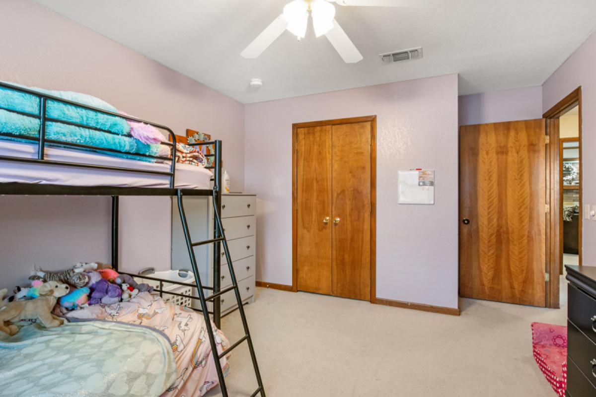 1907 Navajo Trail, Dalhart, Texas 79022, 4 Bedrooms Bedrooms, ,2 BathroomsBathrooms,Single Family Home,Active Listings,Navajo Trail,1158