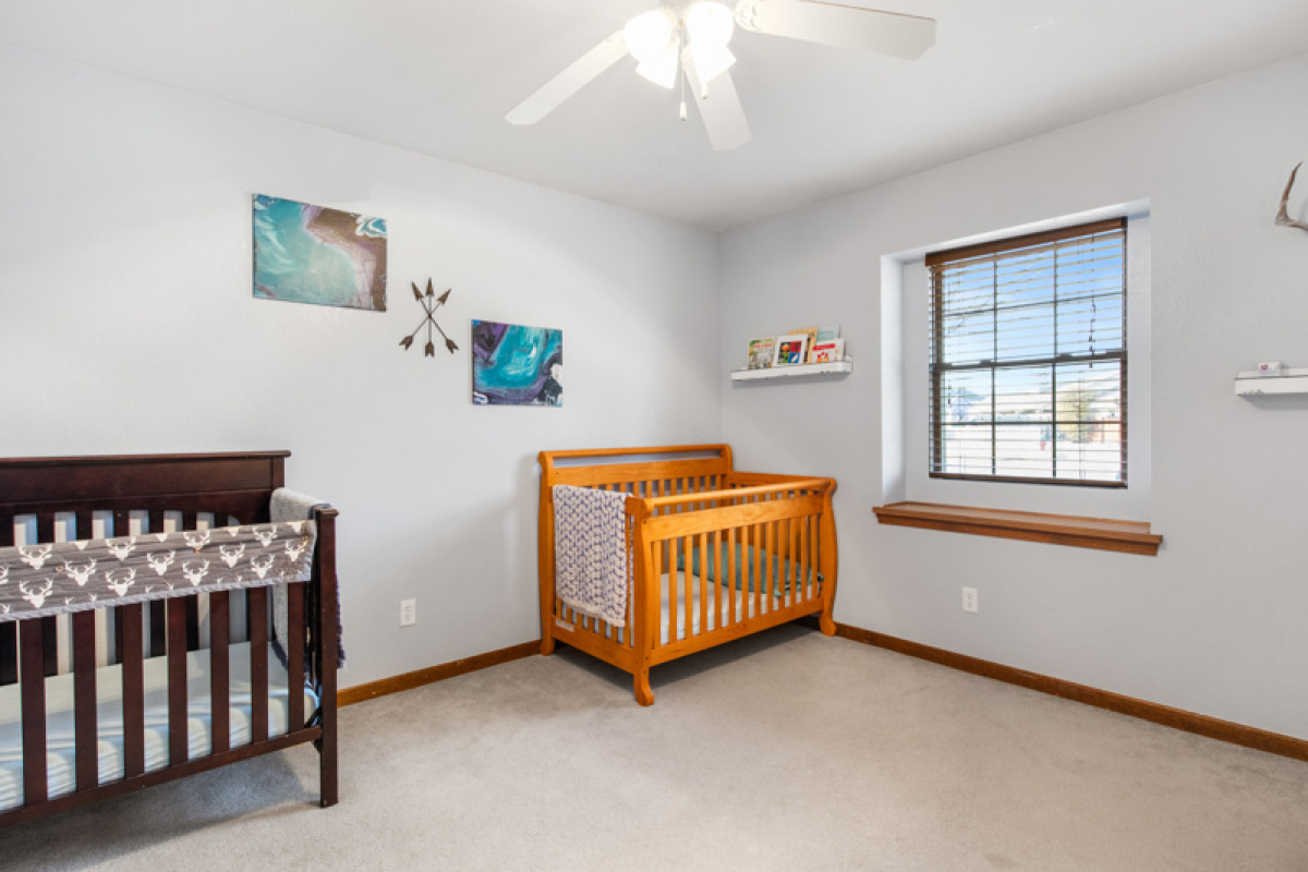 1907 Navajo Trail, Dalhart, Texas 79022, 4 Bedrooms Bedrooms, ,2 BathroomsBathrooms,Single Family Home,Active Listings,Navajo Trail,1158