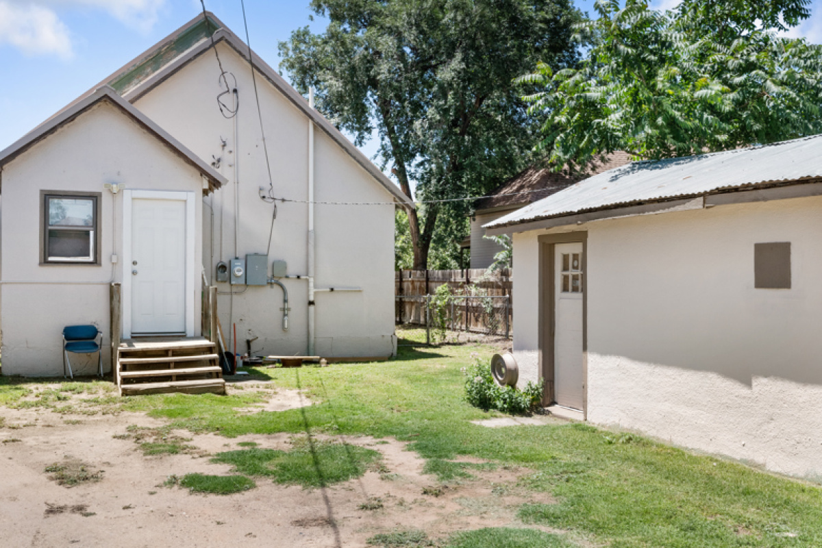 617 Keeler Ave, Dalhart, Texas 79022, 2 Bedrooms Bedrooms, ,1 BathroomBathrooms,Single Family Home,Active Listings,Keeler Ave,1162