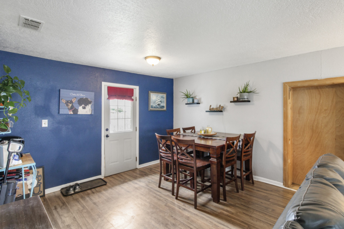 605 Coffee Place, Dalhart, Texas 79022, 3 Bedrooms Bedrooms, ,2 BathroomsBathrooms,Single Family Home,Active Listings,Coffee Place,1167