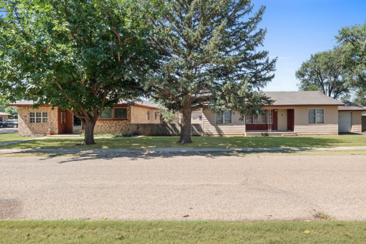 107 Ave A, Dalhart, Texas 79022, 3 Bedrooms Bedrooms, ,1 BathroomBathrooms,Single Family Home,Active Listings,Ave A,1168
