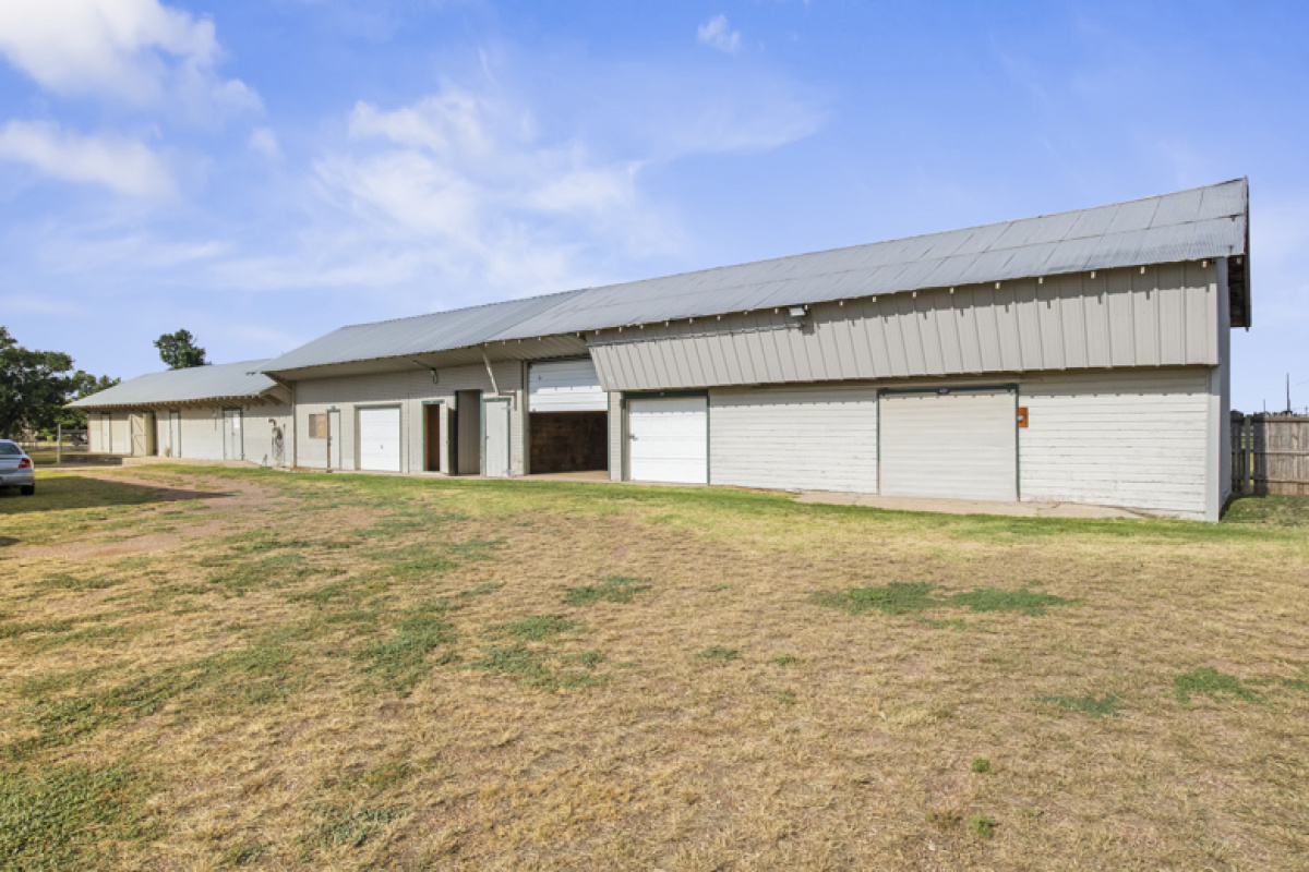 220 W 3rd St, Dalhart, Texas 79022, 1 Bedroom Bedrooms, ,1 BathroomBathrooms,Single Family Home,Active Listings,W 3rd St,1170