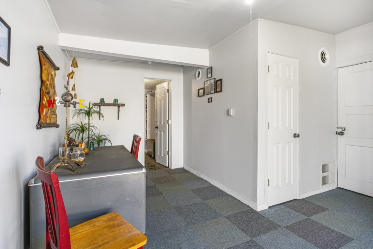 220 W 3rd St, Dalhart, Texas 79022, 1 Bedroom Bedrooms, ,1 BathroomBathrooms,Single Family Home,Active Listings,W 3rd St,1170