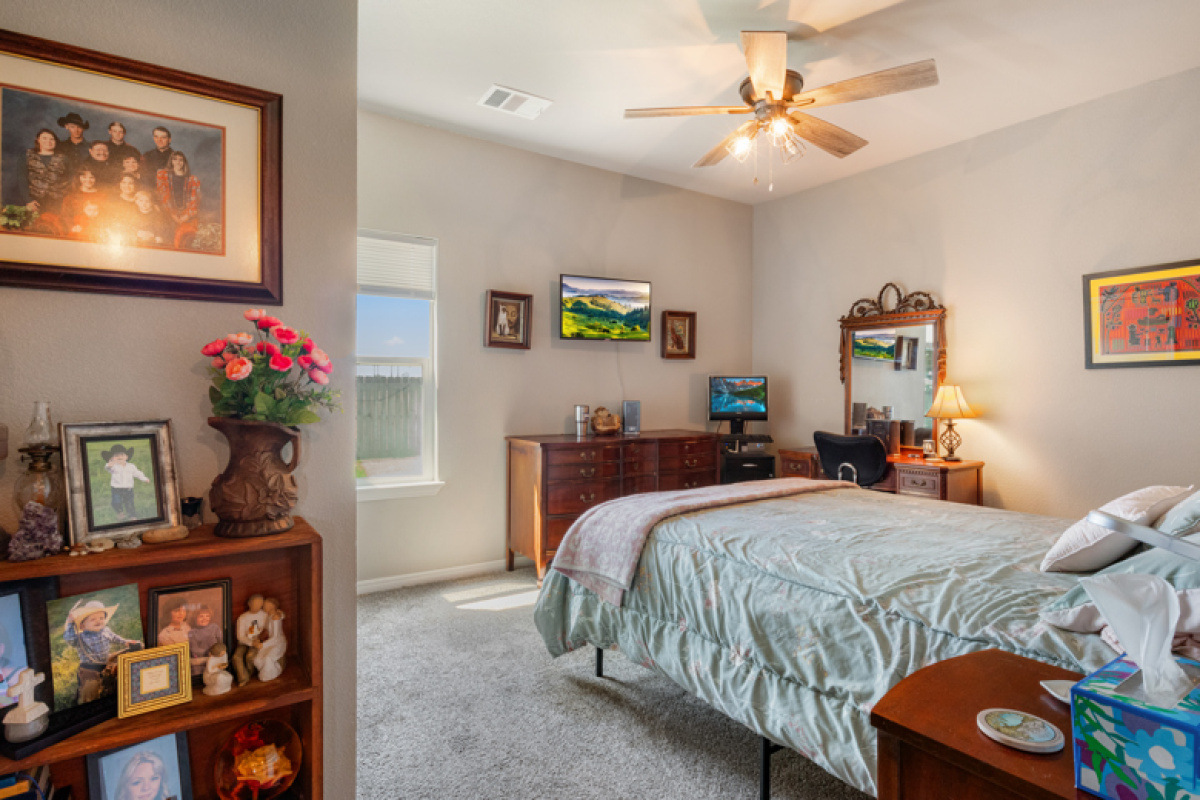 1801 Tumbleweed Trail, Dalhart, Texas 79022, 2 Bedrooms Bedrooms, ,1 BathroomBathrooms,Single Family Home,Active Listings,Tumbleweed Trail,1173