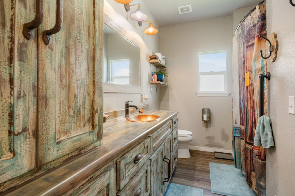 1801 Tumbleweed Trail, Dalhart, Texas 79022, 2 Bedrooms Bedrooms, ,1 BathroomBathrooms,Single Family Home,Active Listings,Tumbleweed Trail,1173