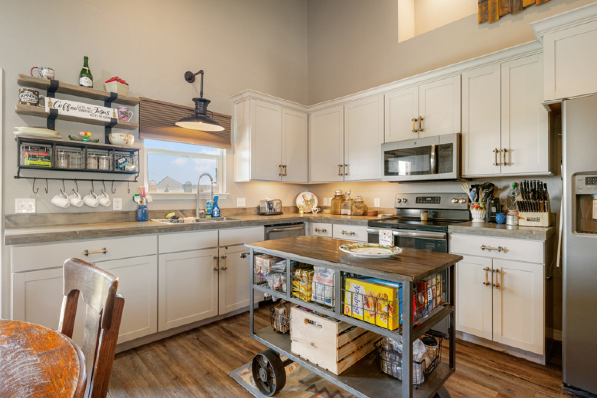 1801 Tumbleweed Trail, Dalhart, Texas 79022, 2 Bedrooms Bedrooms, ,1 BathroomBathrooms,Single Family Home,Active Listings,Tumbleweed Trail,1173