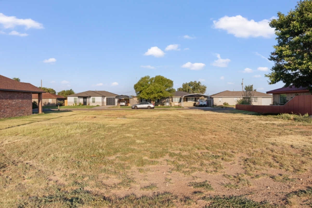 809 Sagebrush, Dalhart, Texas 79022, ,Single Family Home,Active Listings,Sagebrush,1175