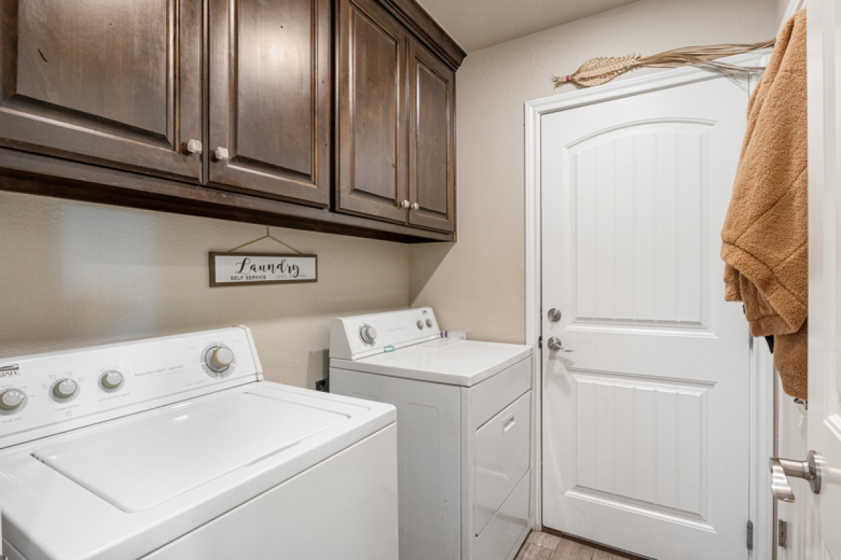 1713 Tumbleweed Trail, Dalhart, Texas 79022, 3 Bedrooms Bedrooms, ,2 BathroomsBathrooms,Single Family Home,Active Listings,Tumbleweed Trail,1177