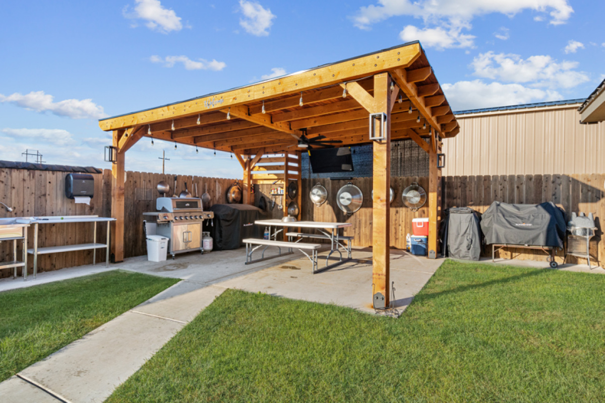 1713 Tumbleweed Trail, Dalhart, Texas 79022, 3 Bedrooms Bedrooms, ,2 BathroomsBathrooms,Single Family Home,Active Listings,Tumbleweed Trail,1177