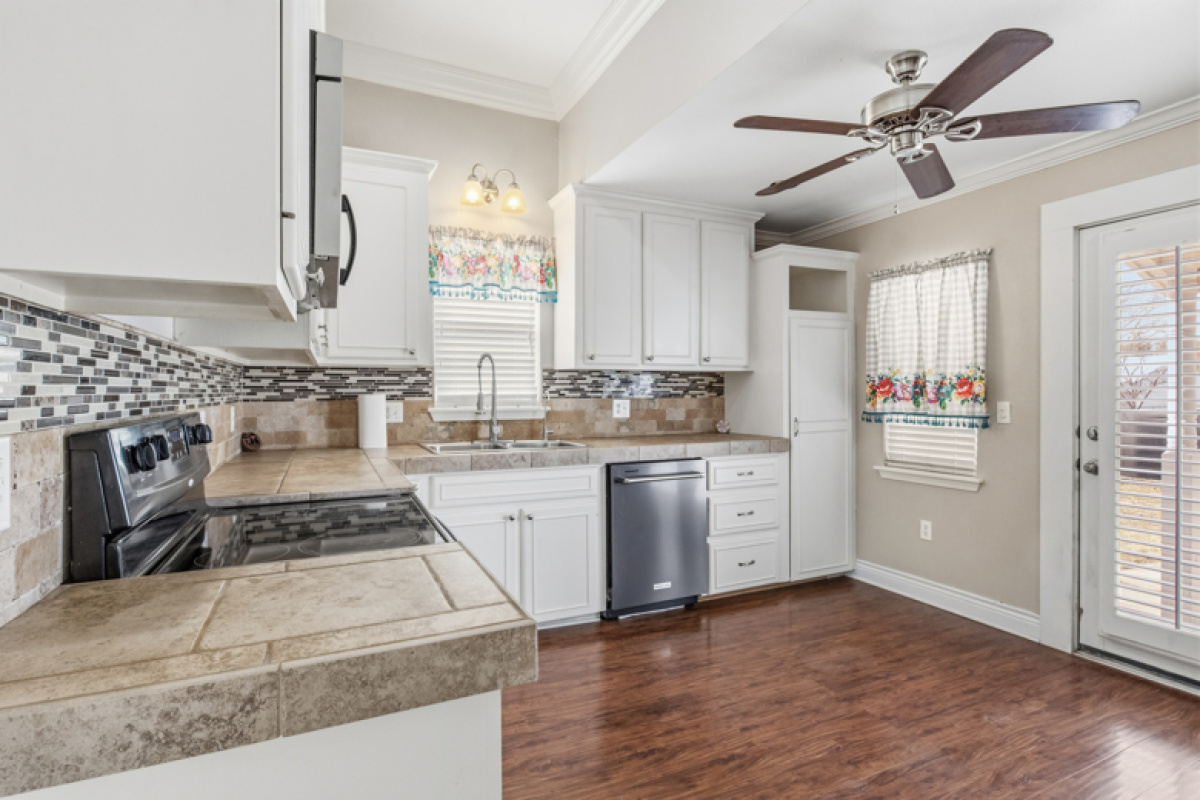 1012 Tennessee Blvd, Dalhart, Texas 79022, 2 Bedrooms Bedrooms, ,1 BathroomBathrooms,Single Family Home,Active Listings,Tennessee Blvd,1180