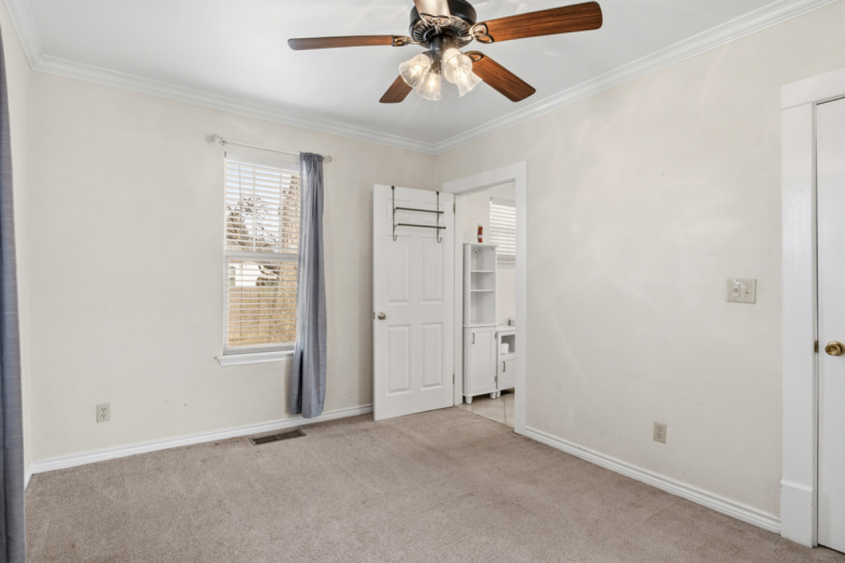 1012 Tennessee Blvd, Dalhart, Texas 79022, 2 Bedrooms Bedrooms, ,1 BathroomBathrooms,Single Family Home,Active Listings,Tennessee Blvd,1180