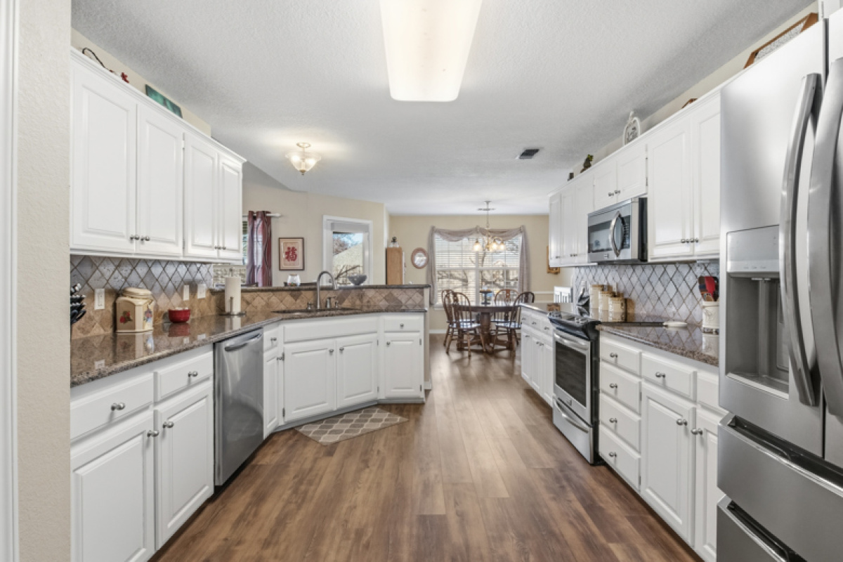 1912 Cherokee Trail, Dalhart, Texas 79022, 3 Bedrooms Bedrooms, ,2 BathroomsBathrooms,Single Family Home,Active Listings,Cherokee Trail,1186