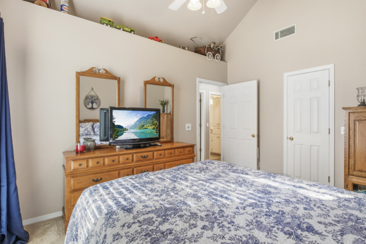 1912 Cherokee Trail, Dalhart, Texas 79022, 3 Bedrooms Bedrooms, ,2 BathroomsBathrooms,Single Family Home,Active Listings,Cherokee Trail,1186