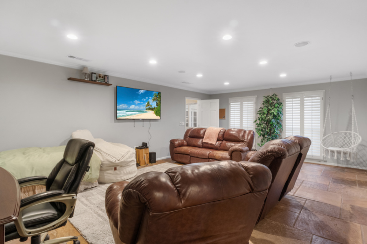 12 Southpark Dr, Dalhart, Texas 79022, 4 Bedrooms Bedrooms, ,4 BathroomsBathrooms,Single Family Home,Active Listings,Southpark Dr,1187