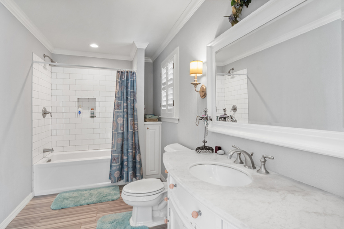 12 Southpark Dr, Dalhart, Texas 79022, 4 Bedrooms Bedrooms, ,4 BathroomsBathrooms,Single Family Home,Active Listings,Southpark Dr,1187