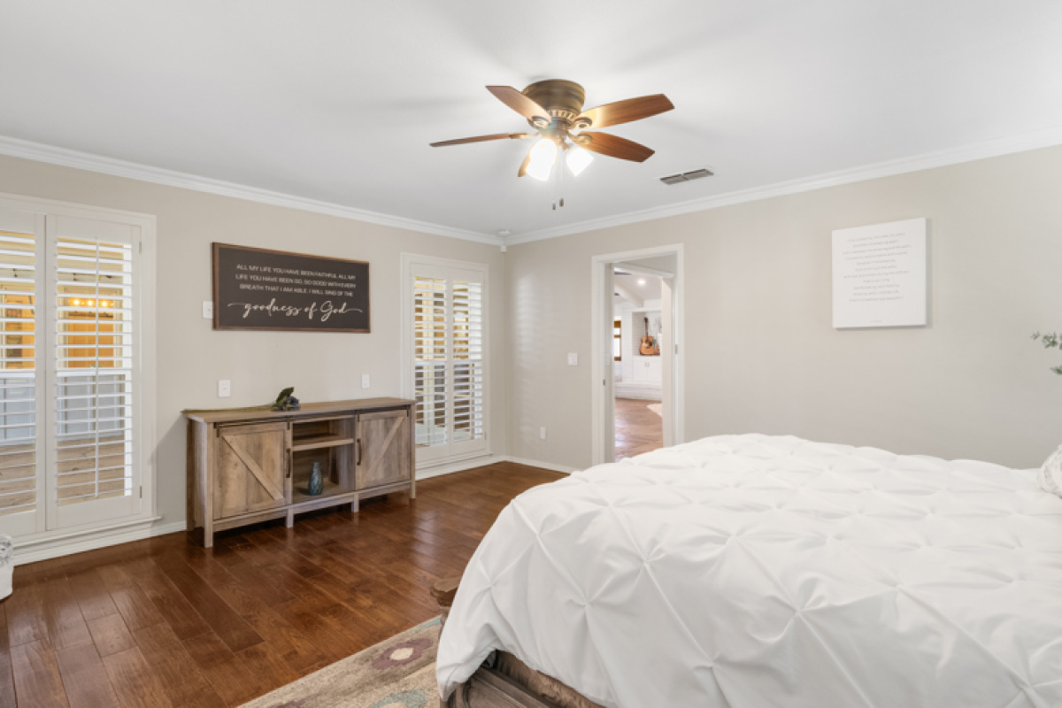 12 Southpark Dr, Dalhart, Texas 79022, 4 Bedrooms Bedrooms, ,4 BathroomsBathrooms,Single Family Home,Active Listings,Southpark Dr,1187