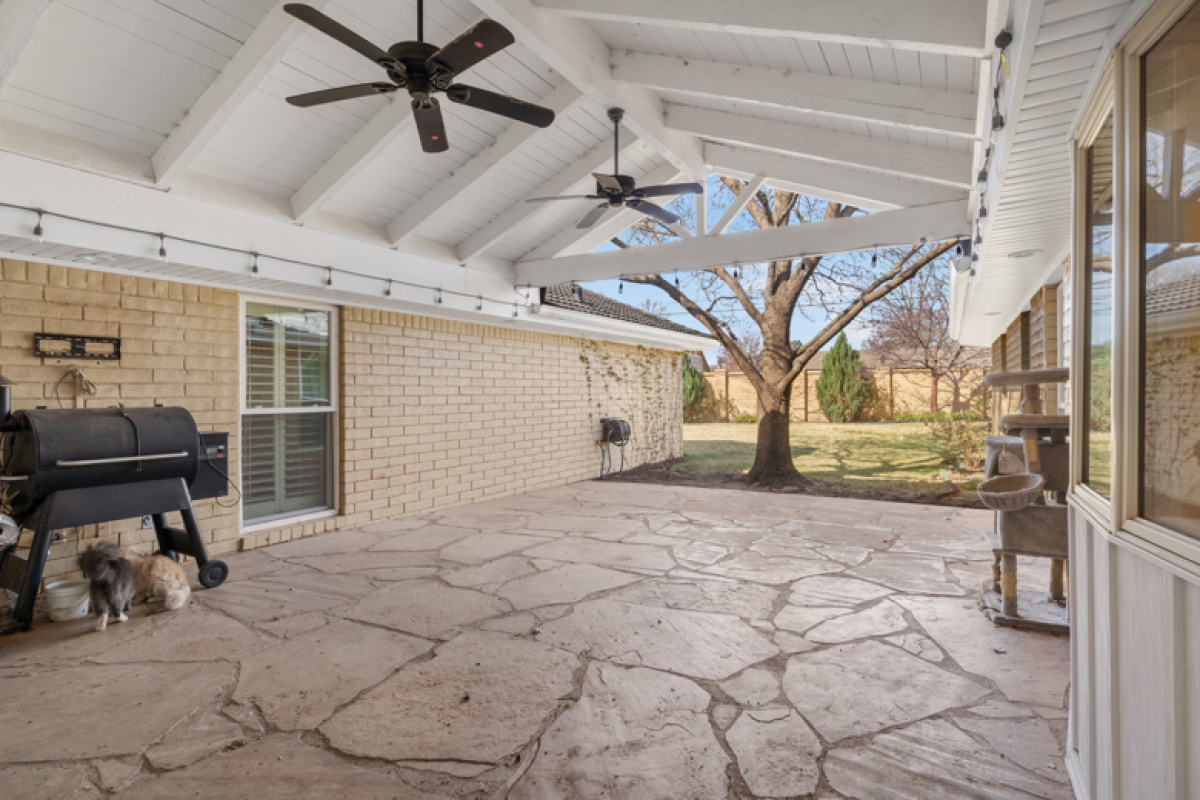 12 Southpark Dr, Dalhart, Texas 79022, 4 Bedrooms Bedrooms, ,4 BathroomsBathrooms,Single Family Home,Active Listings,Southpark Dr,1187