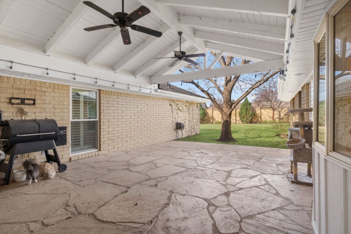 12 Southpark Dr, Dalhart, Texas 79022, 4 Bedrooms Bedrooms, ,4 BathroomsBathrooms,Single Family Home,Active Listings,Southpark Dr,1187