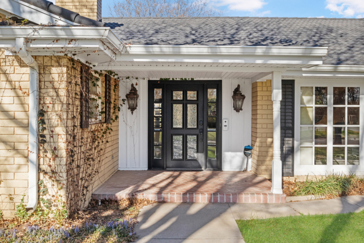 12 Southpark Dr, Dalhart, Texas 79022, 4 Bedrooms Bedrooms, ,4 BathroomsBathrooms,Single Family Home,Active Listings,Southpark Dr,1187