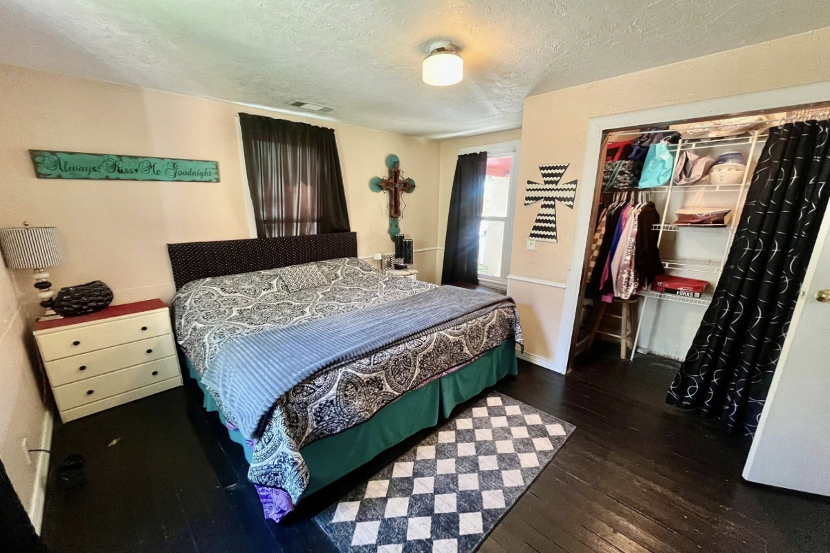 514 Keeler Ave, Dalhart, Texas 79022, 3 Bedrooms Bedrooms, ,1.75 BathroomsBathrooms,Single Family Home,Active Listings,Keeler Ave,1196