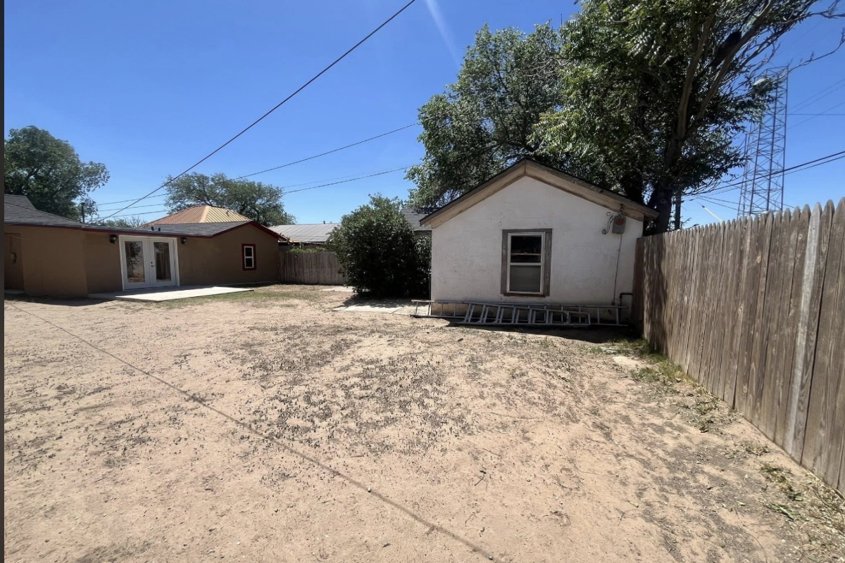 514 Keeler Ave, Dalhart, Texas 79022, 3 Bedrooms Bedrooms, ,1.75 BathroomsBathrooms,Single Family Home,Active Listings,Keeler Ave,1196