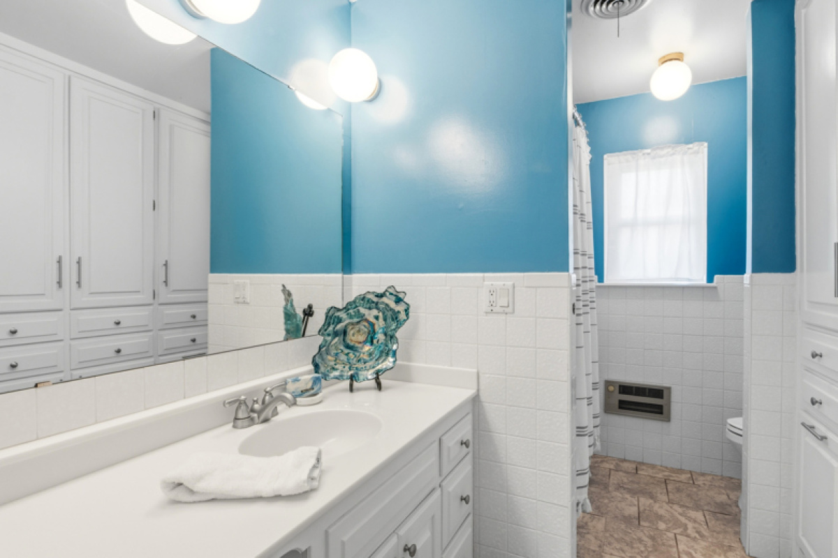 1201 Prairie Dr, Dalhart, Texas 79022, 3 Bedrooms Bedrooms, ,2 BathroomsBathrooms,Single Family Home,Active Listings,Prairie Dr,1197